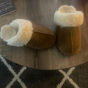 Pawz by Bearpaw ❤️